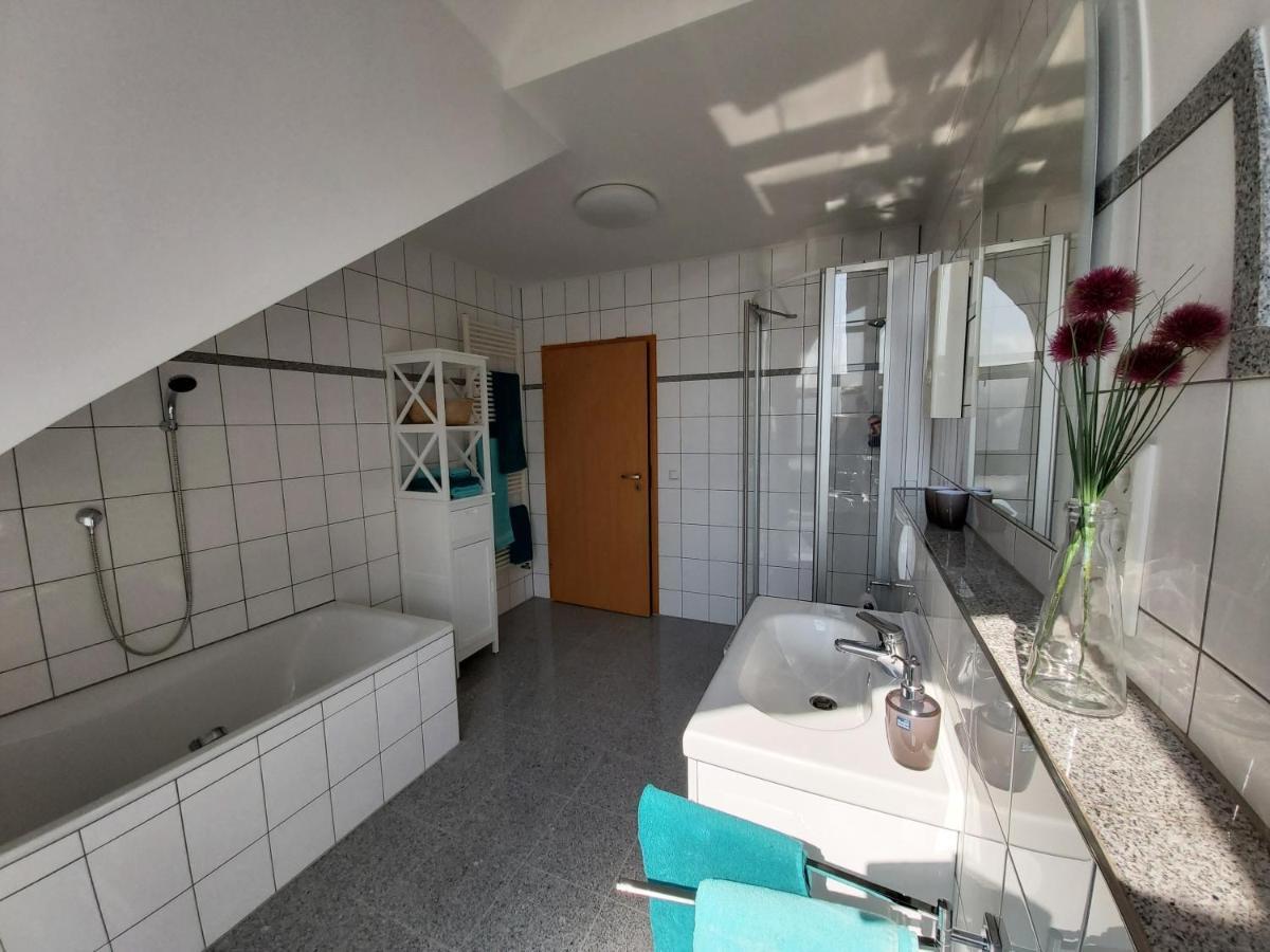 Tova Cologne Apartment Frechen Bagian luar foto